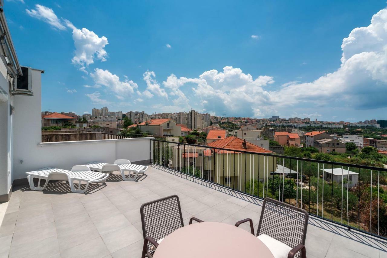 Eva Split Sunset City View Teracce Exterior photo